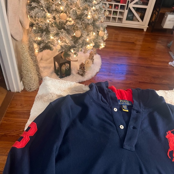 Polo - Picture 3 of 3